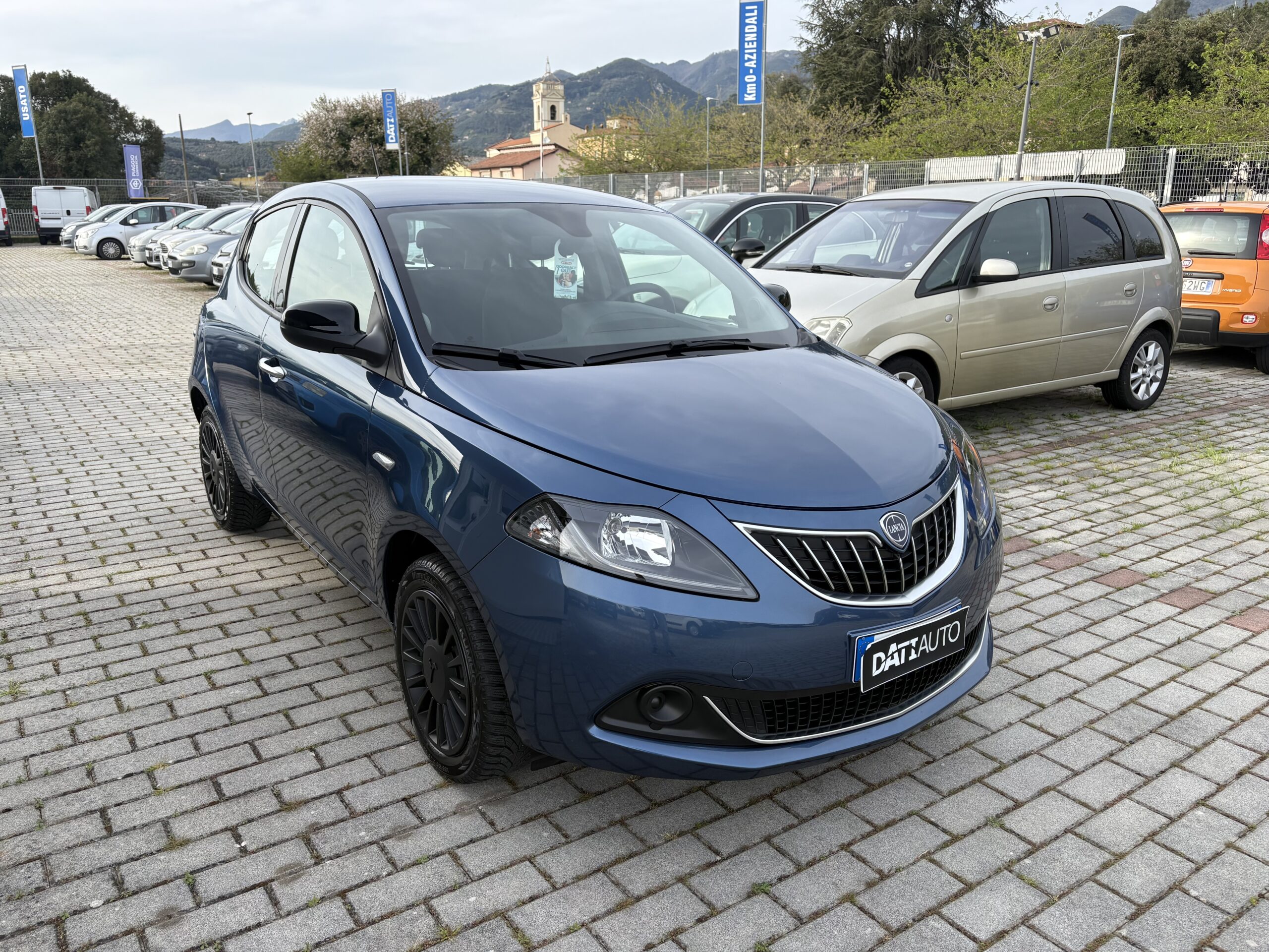 Lancia Y Hybrid