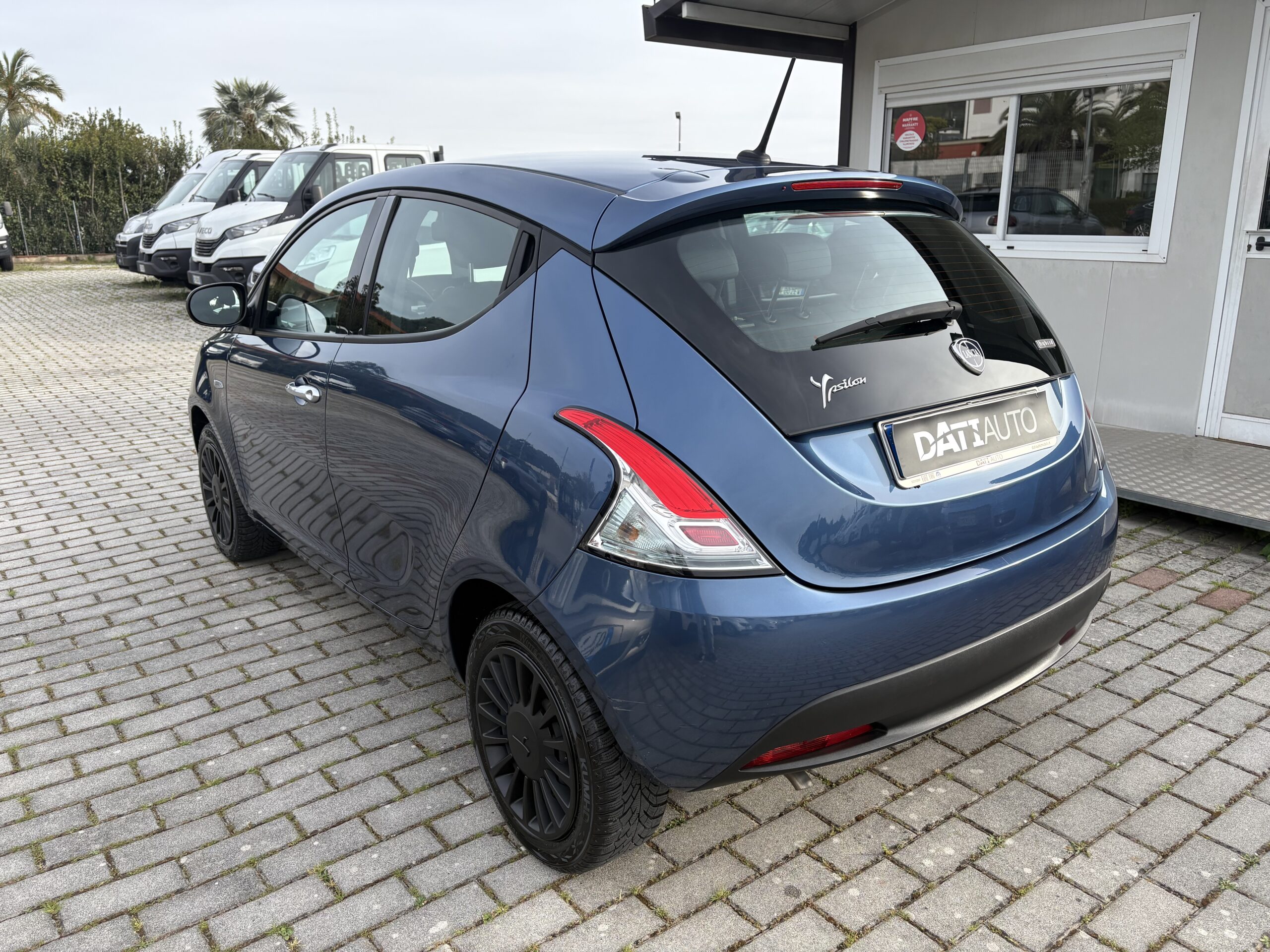 Lancia Y Hybrid