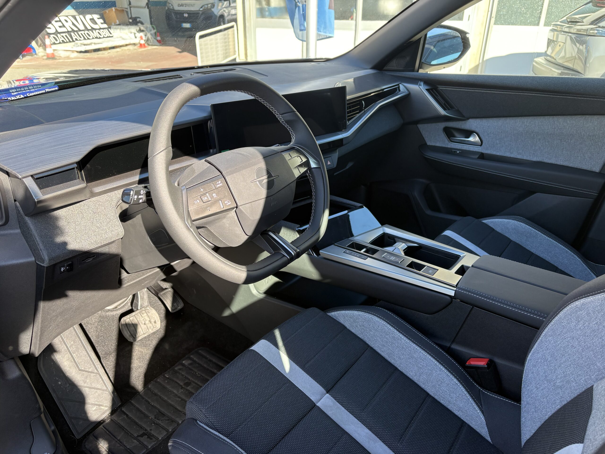 Opel Grandland Hybrid Edition