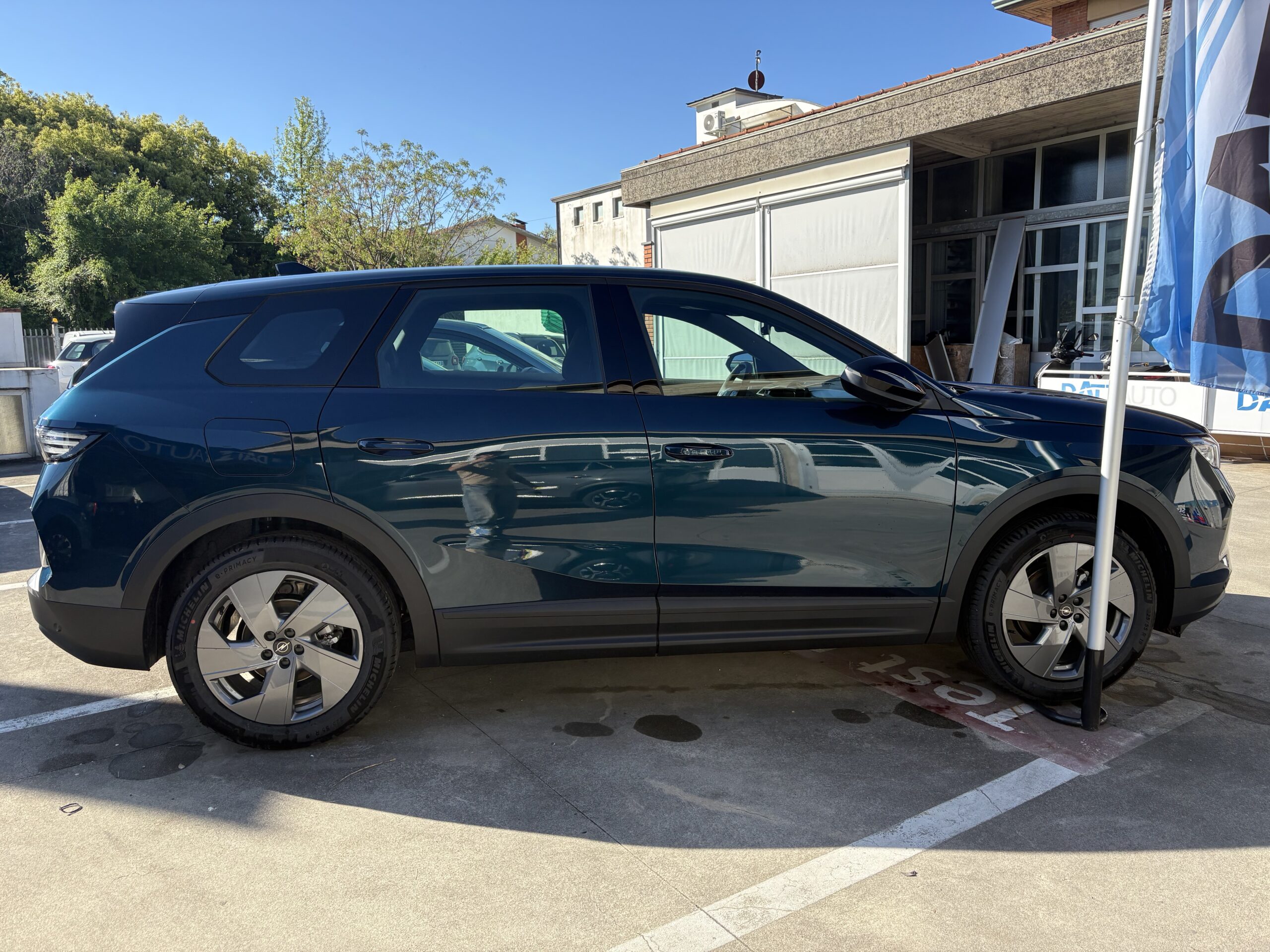 Opel Grandland Hybrid Edition