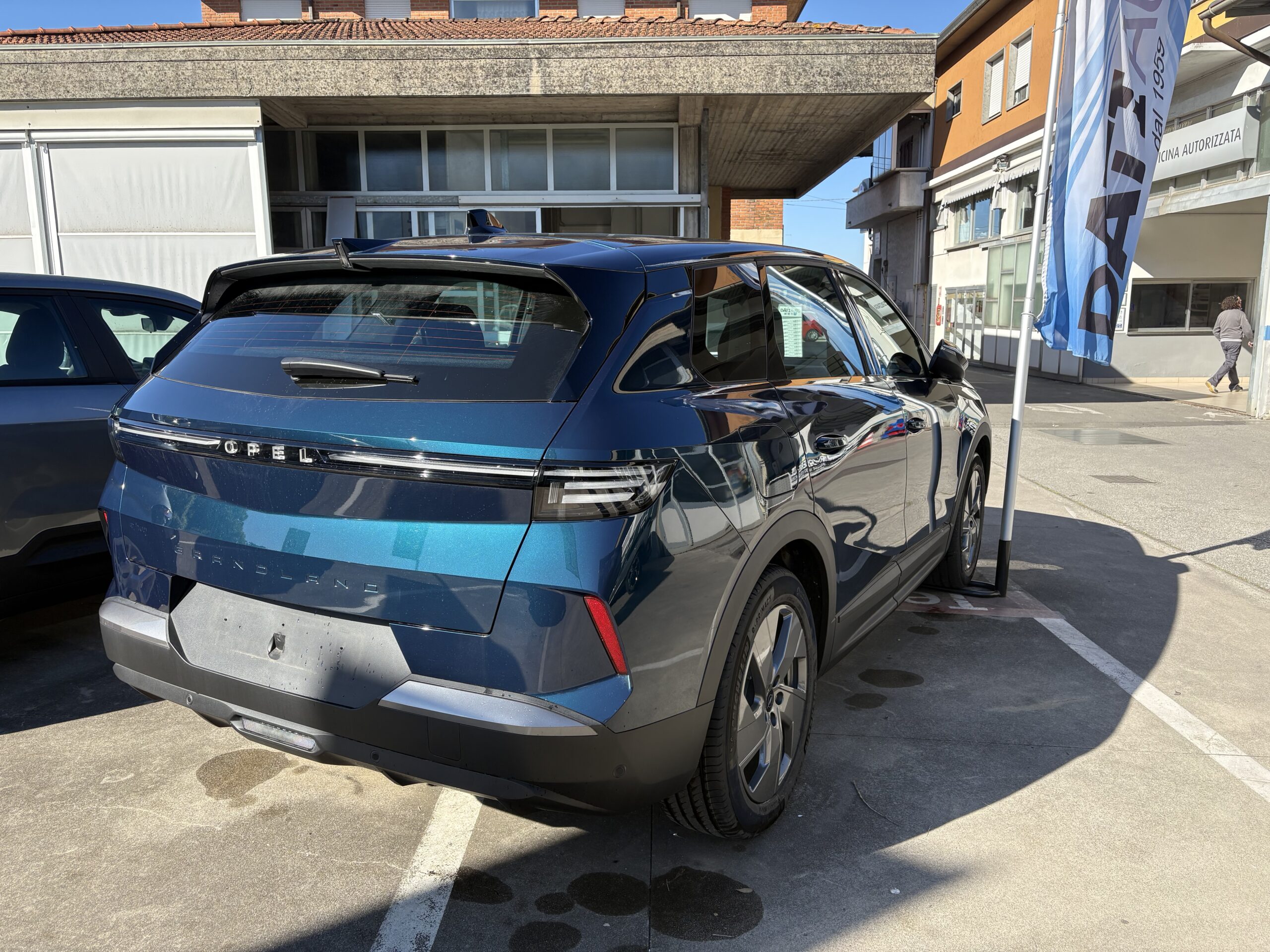Opel Grandland Hybrid Edition