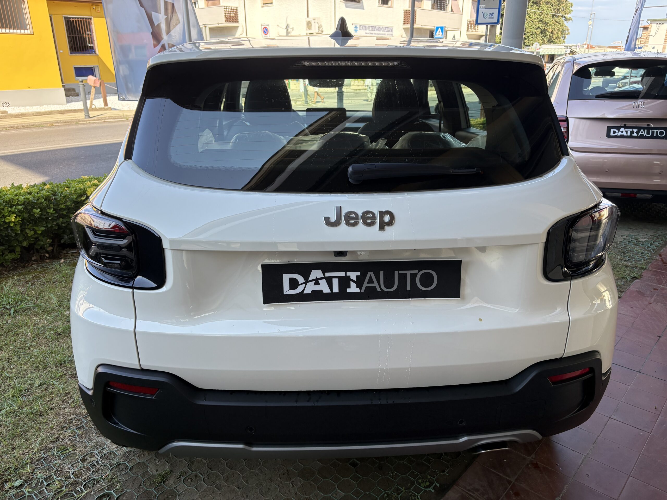 Jeep Avenger 1.2 Hybrid Tech&Sky