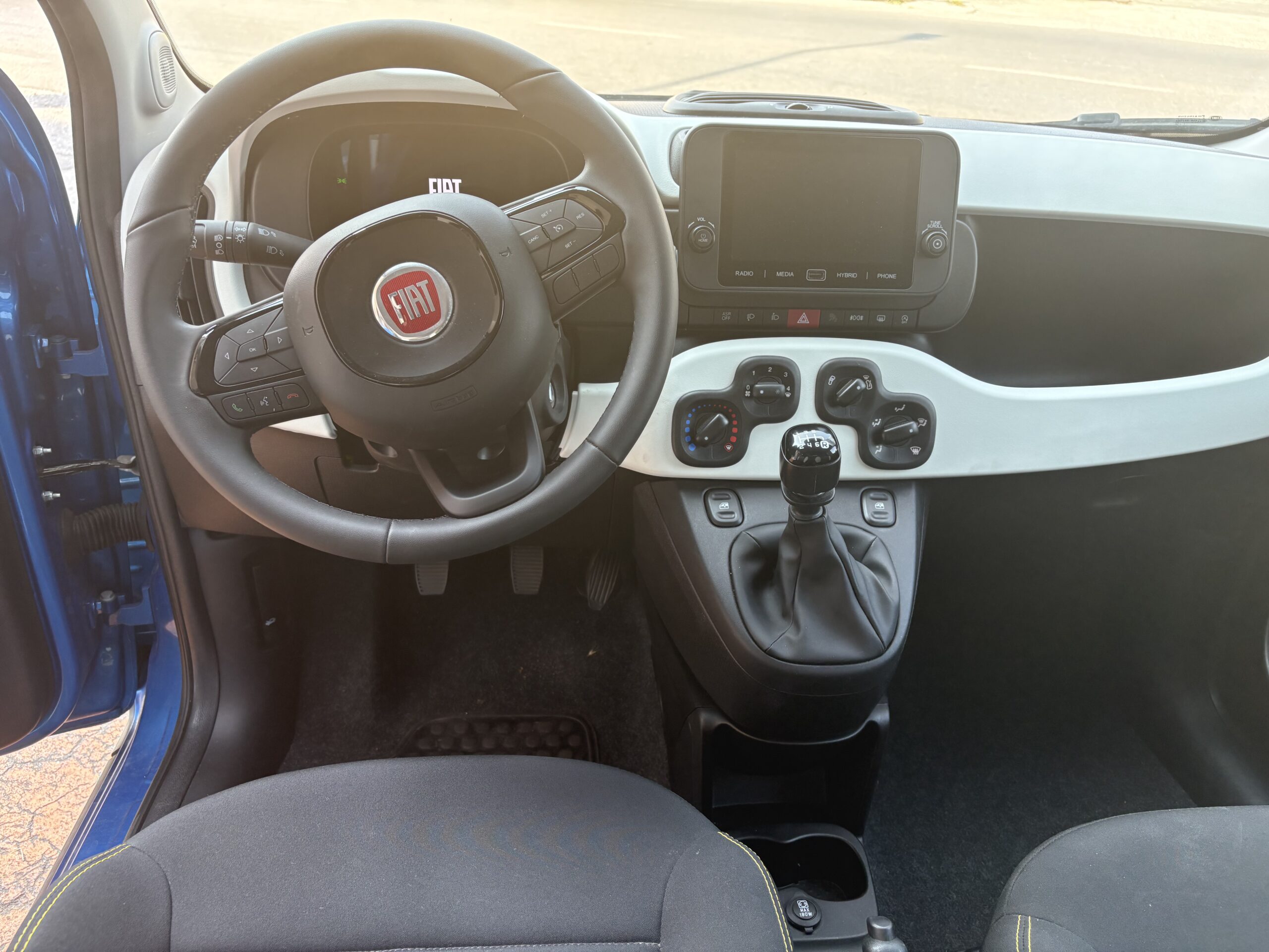 Fiat Pandina Cross 1.0 Hybrid