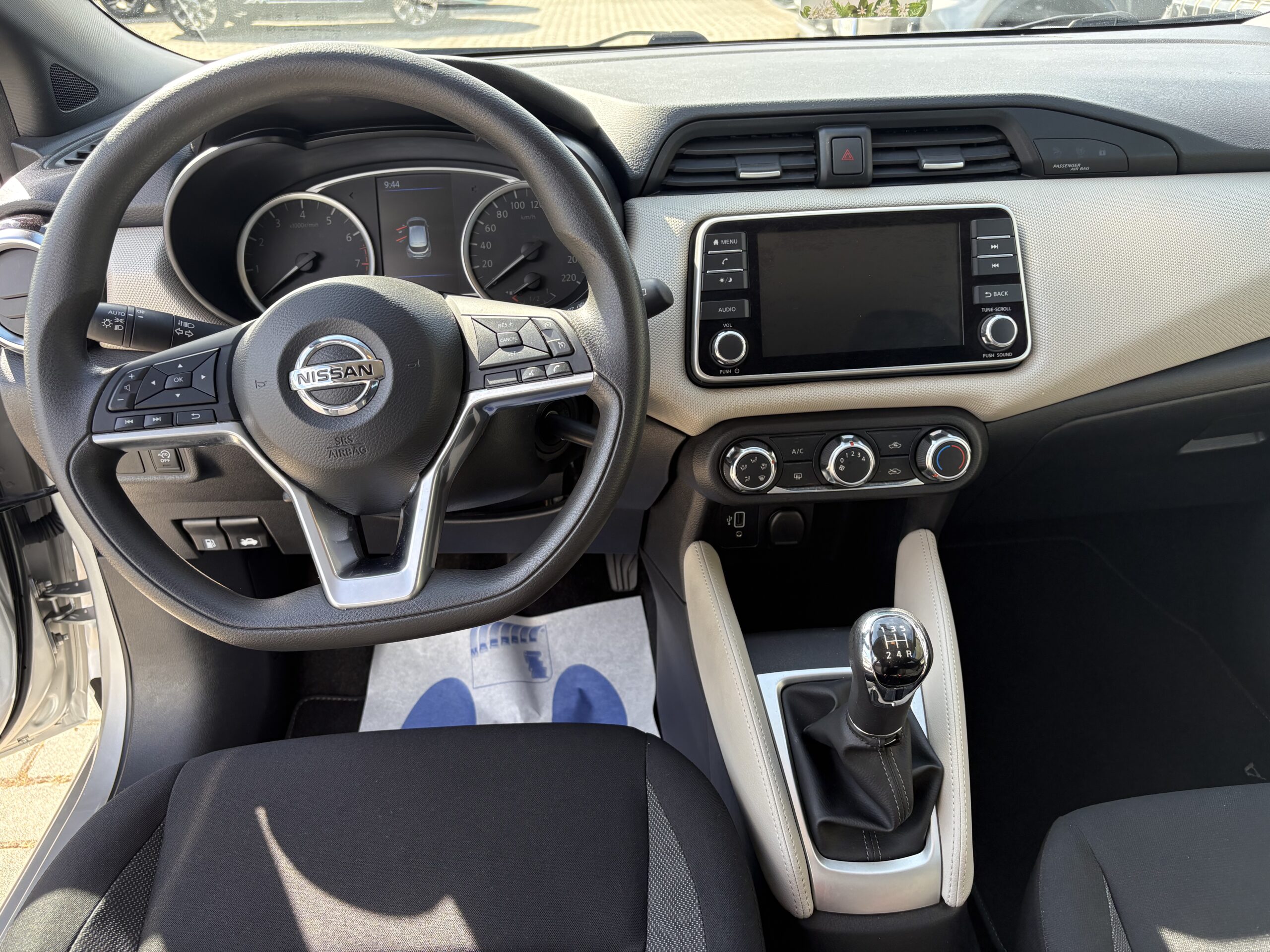 Nissan Micra Acenta