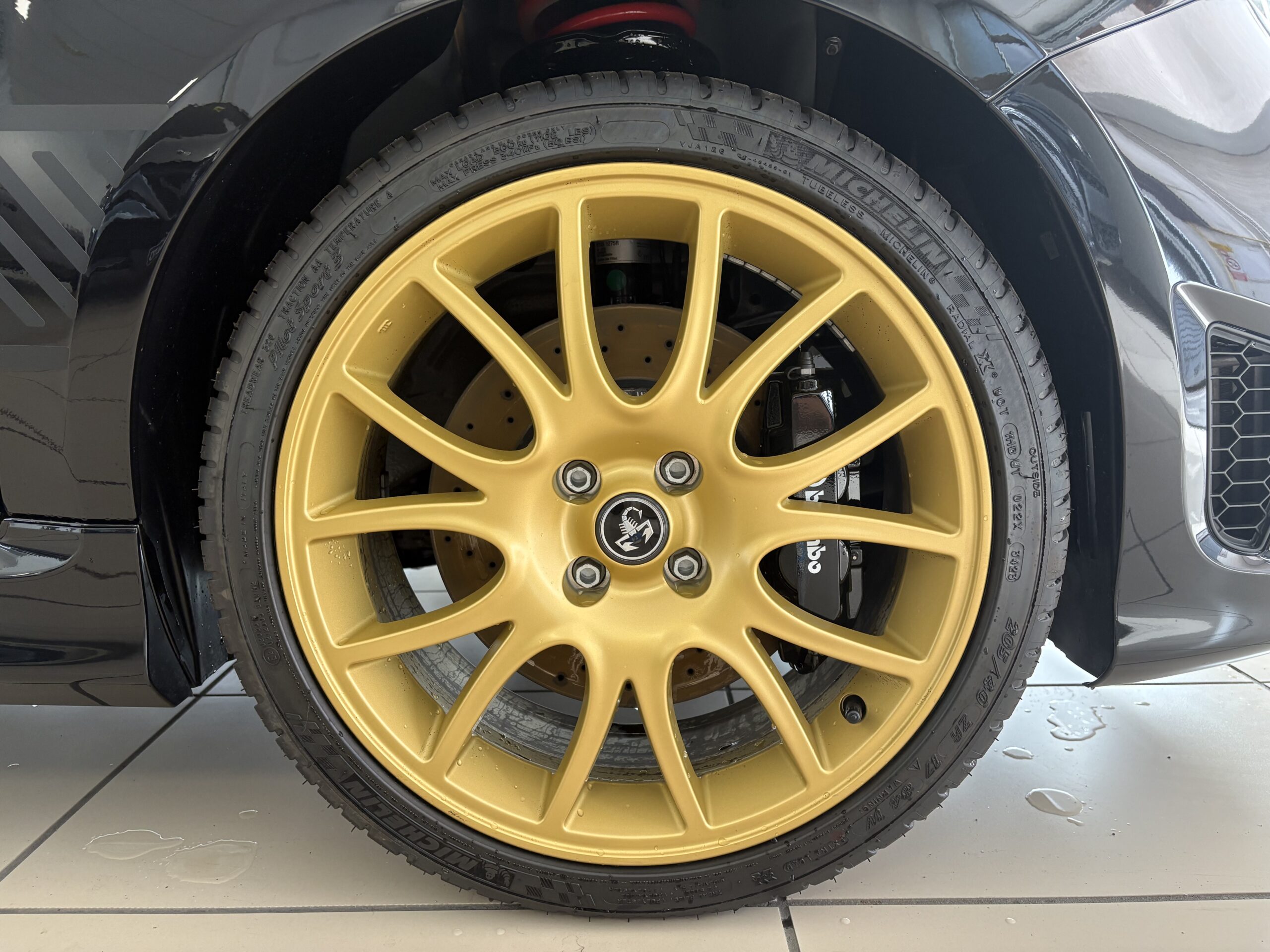 Abarth 695 75° Anniversario